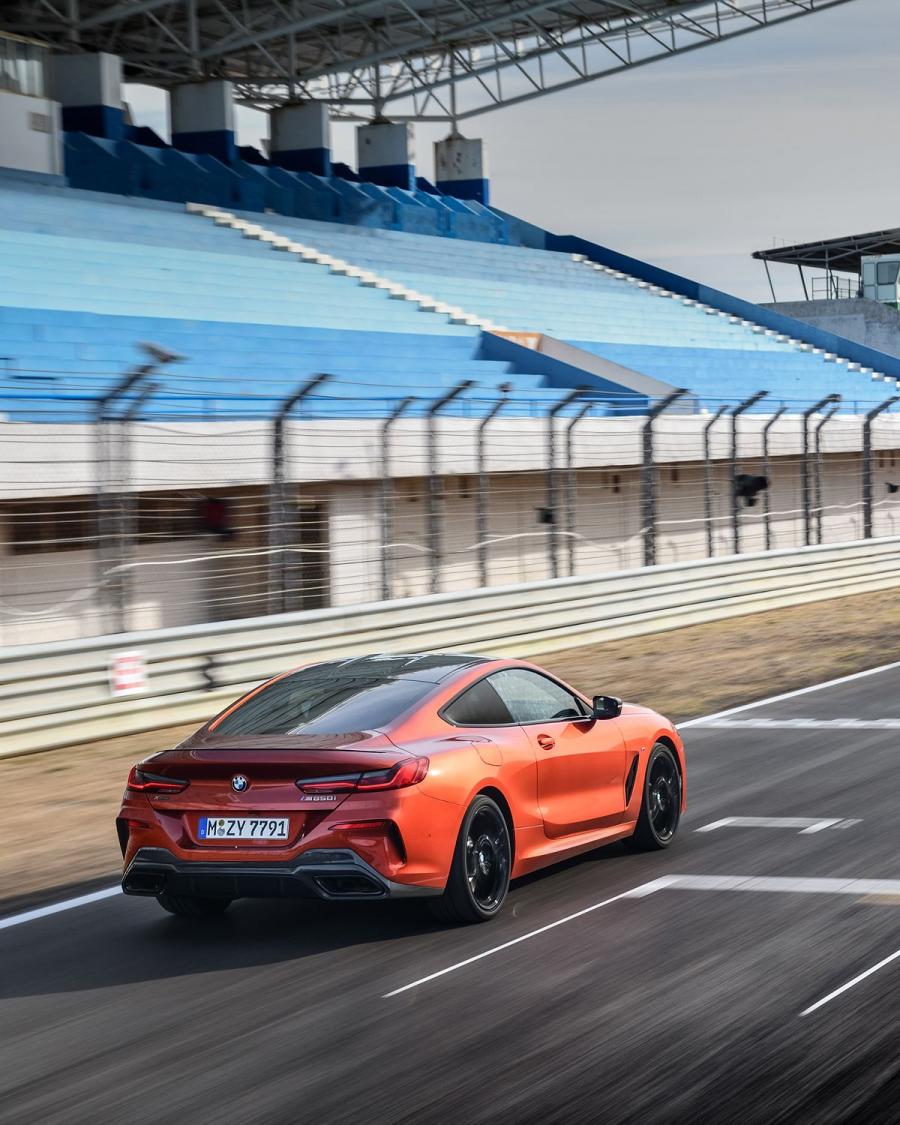  BMW M850i xDrive Carbon Package (G15) 2018 года  (WW) (фото 139 из 287)